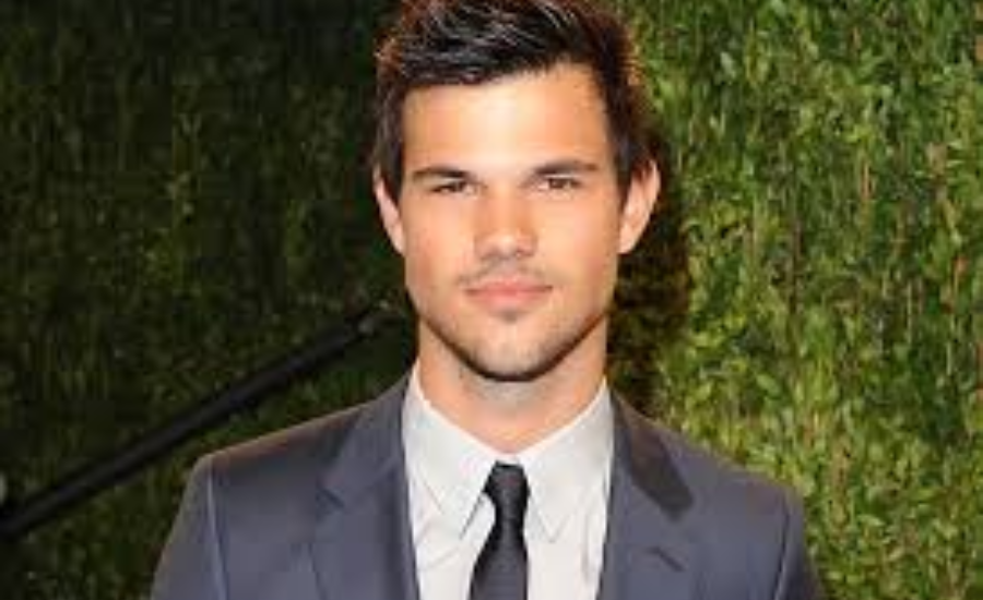 How Taylor Lautner Earned Net Worth $40 Million After Twilight 